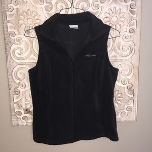Columbia zip-up vest